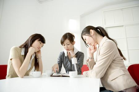 请问2017年企业名称申请登记要遵循什么原则? 请问2017年企业名称申请登记要遵循什么原则?