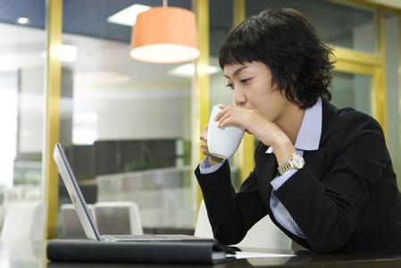 2017年注册一般纳税人公司的优势及所需申请材料？