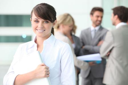 2017年怎么在深圳注册前海公司的相关问题